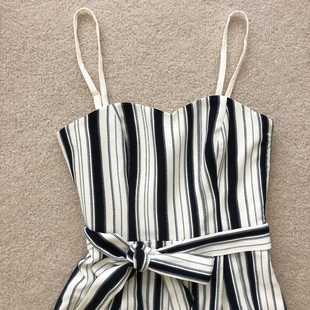 H&M | Striped Wide Leg Jumpsuit (optional straps) - Picture 5 of 7